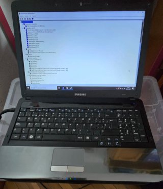 Portátil Samsung R540 Intel i5 6GB RAM