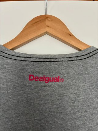 Camiseta Desigual Gris Talla XXL