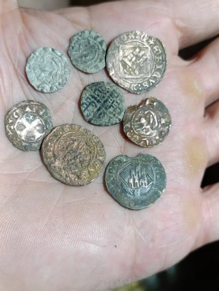Lote 8 monedas medievales