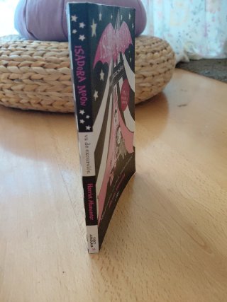 Libro Isadora Moon va de excursión