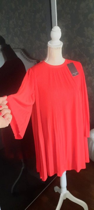 Vestido Zara Rojo pvp 49,99