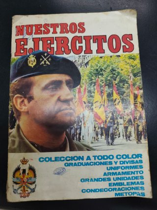 Álbum Nuestros Ejércitos 1983