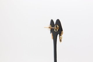 PENDIENTES MUÑECO LABUBU CON CIRCONITAS AZUL.