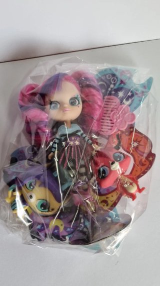 Muñeca Blythe pets shop Hada y mascotas.