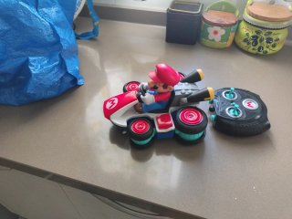 Coche teledirigido Mario Kart con mando