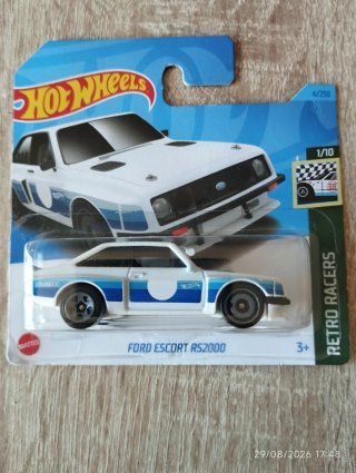 Hot Wheels Ford Escort RS2000 Retro Racers 1/10