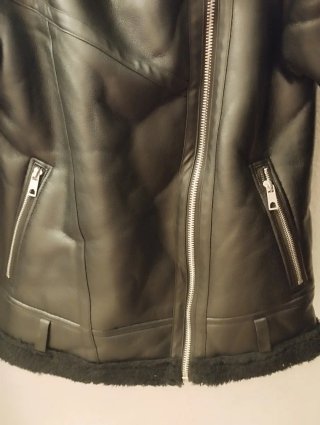 Cazadora polipiel doble faz negra