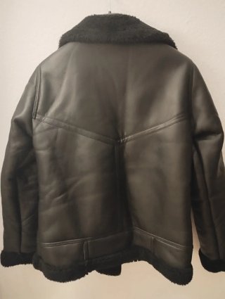 Cazadora polipiel doble faz negra