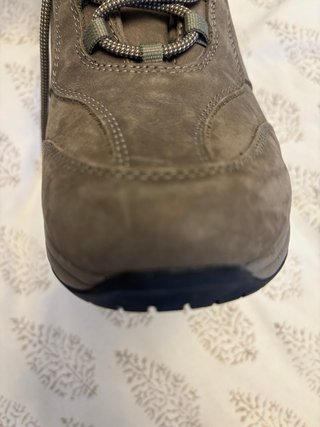 Botas de montaña Gore-Tex nuevas