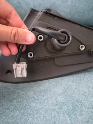 Retrovisor Izquierdo Nissan Almera N16