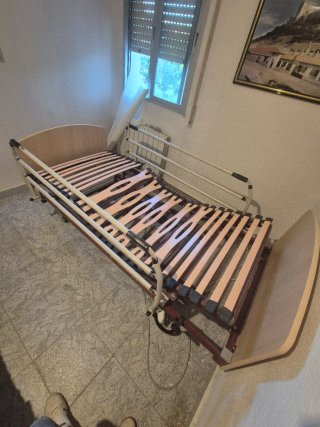 Cama articulada eléctrica geriátrica