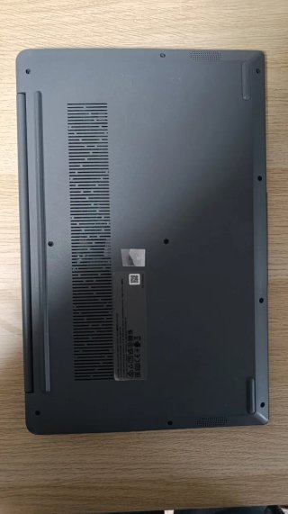Portátil Lenovo IdeaPad 3 2022