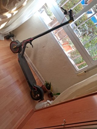 Patinete eléctrico poco uso