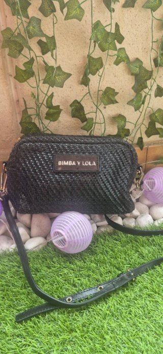 Bolso Bimba y Lola negro tejido