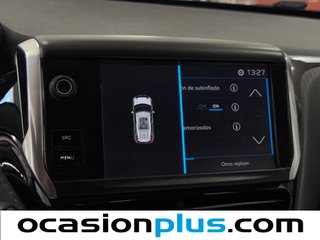Peugeot 2008 PureTech 82 Style 60 kW (82 CV)