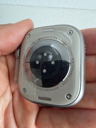 Apple Watch Ultra 1