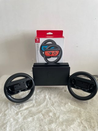 Nintendo Switch + mando oficial + 2 juegos