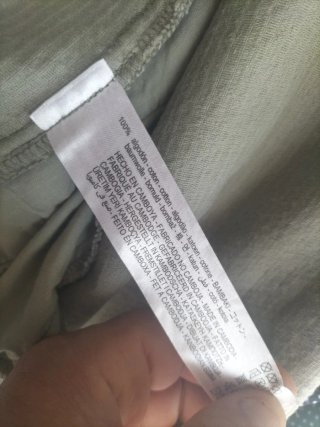 Chaqueta Zara Pana caqui.