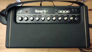Positive Grid Spark 40 Amplificador Guitarra/Bajo
