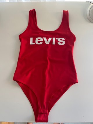 Body Levi's Rojo
