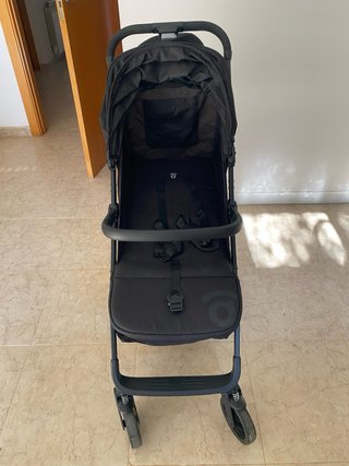 Carro de paseo negro