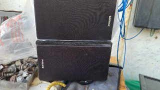 Altavoces Philips Negros