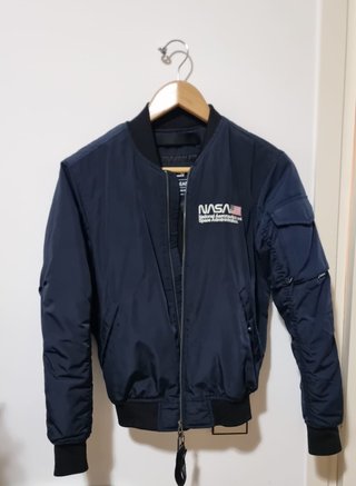 Chaqueta Bomber NASA Pull&Bear Azul Marino xxs