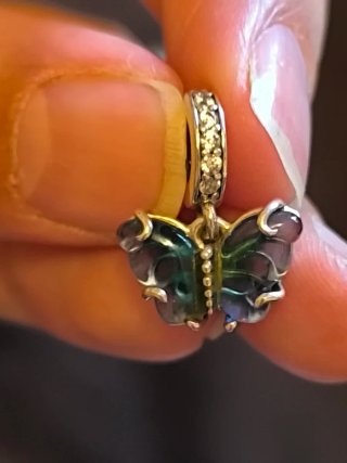 2 Charms Pandora Originales Mariposa y Esfera