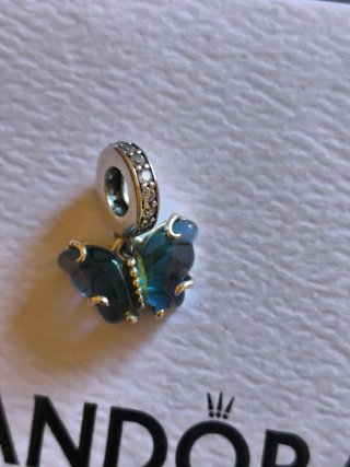 2 Charms Pandora Originales Mariposa y Esfera