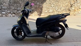 Honda Scooter 125cc Negra