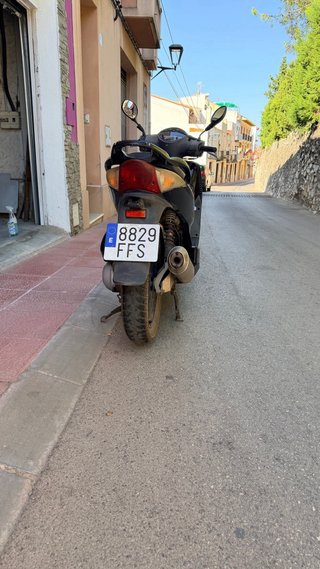 Honda Scooter 125cc Negra