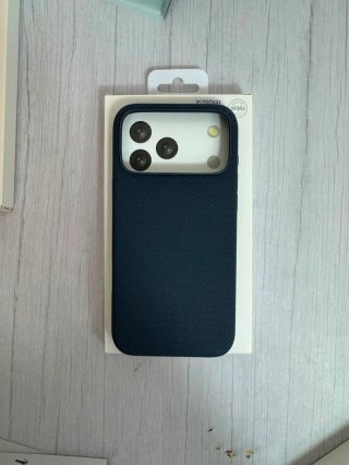 Custodia iPhone 17/18 Pro Max MagSafe. Prezzo per unità