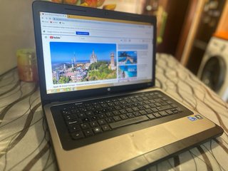 HP Laptop Negro/Plateado