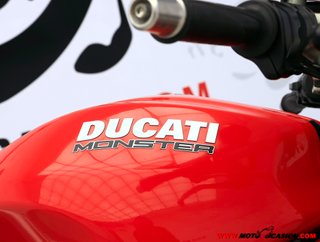DUCATI MONSTER 1200
