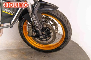 QJ MOTOR SRT 900 SX