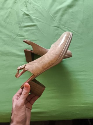 Zapatos a estrenar (31% Descuento)