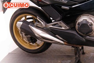 HONDA NC 750 S DCT