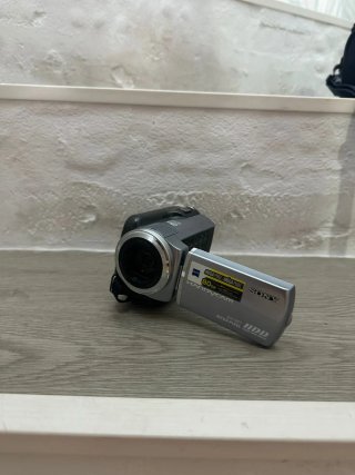 Videocámara Sony Handycam HDD 80GB modelo DCR SR77