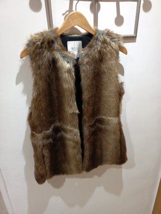Chaleco Zara pelo sintético talla M