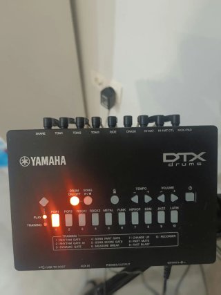 Batería Electrónica Yamaha DTX-402K