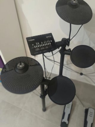 Batería Electrónica Yamaha DTX-402K