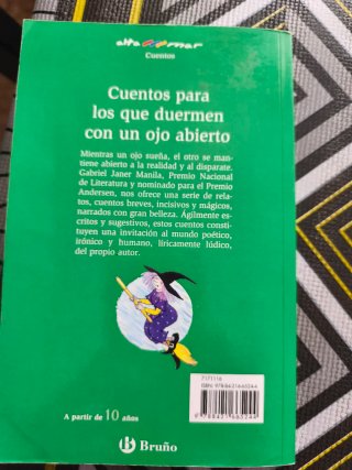 Cuentos para los que duermen con un ojo abierto