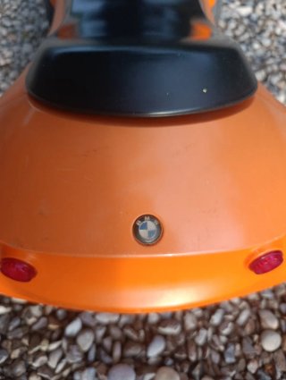 Coche correpasillos infantil naranja