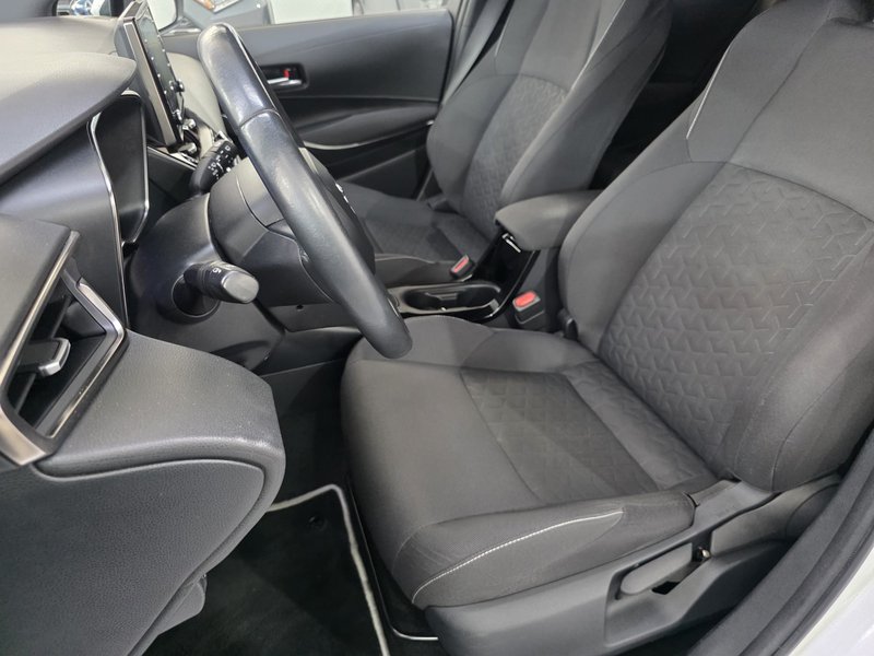 Toyota Auris 2023, foto 20