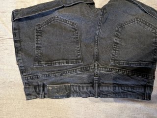 Pantalón corto vaquero negro