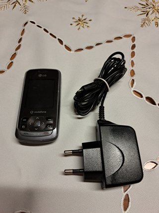 LG KP270 Vodafone Cellulare Nero