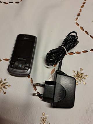 LG KP270 Vodafone Cellulare Nero