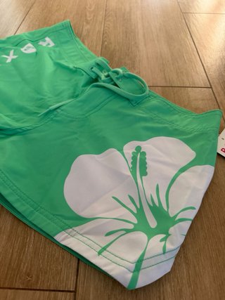 Pantalón corto surf Roxy verde