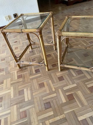 Mesa auxiliar bambú y cristal
