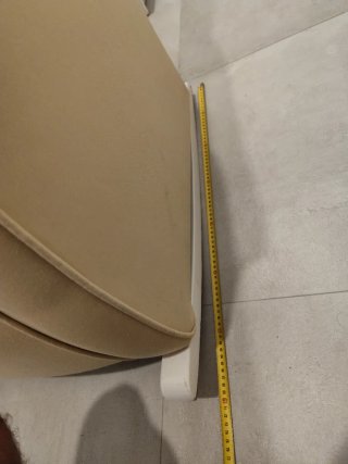 Mecedora beige de tela